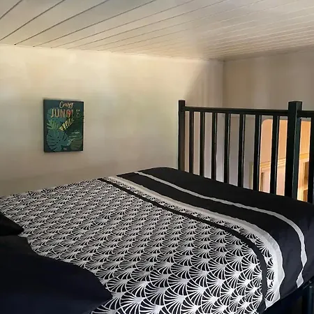 4 Personnes Copropriété Pas Frais De Ménage Appartement Hyères